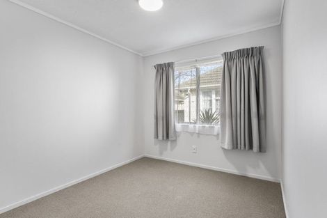 Photo of property in 2/1159 High Street, Taita, Lower Hutt, 5011