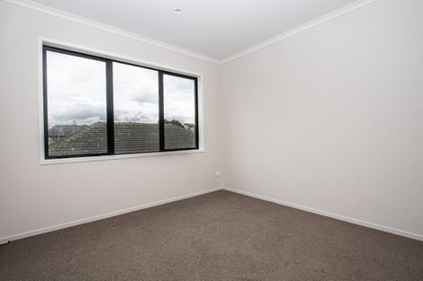 Photo of property in 2/10 Charlemont Street, Whitiora, Hamilton, 3200
