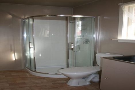 Photo of property in 12 Solway Avenue, Ilam, Christchurch, 8041