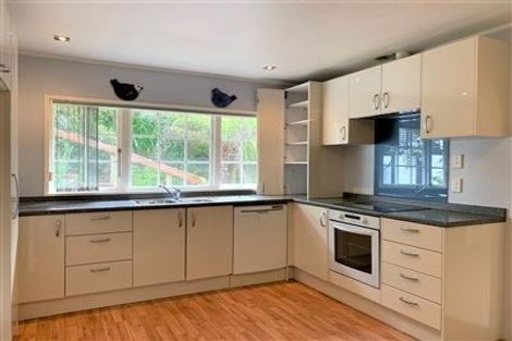 Photo of property in 28 Matipo Road, Mairangi Bay, Auckland, 0630