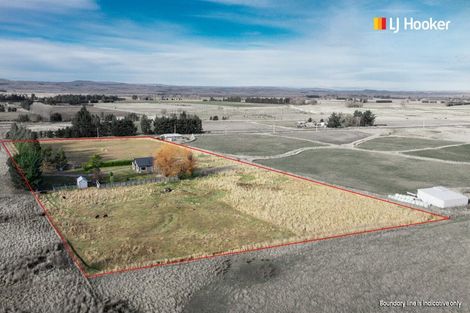 Photo of property in 6189 Middlemarch-sutton Road, Middlemarch, 9597