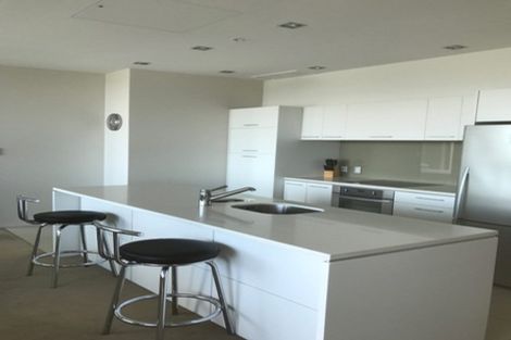 Photo of property in Sentinel Apartments, 1005/3 Northcroft Street, Takapuna, Auckland, 0622