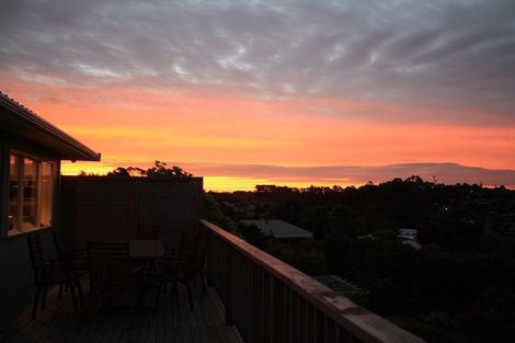 Photo of property in 10 Totara Road, Stanmore Bay, Whangaparaoa, 0932