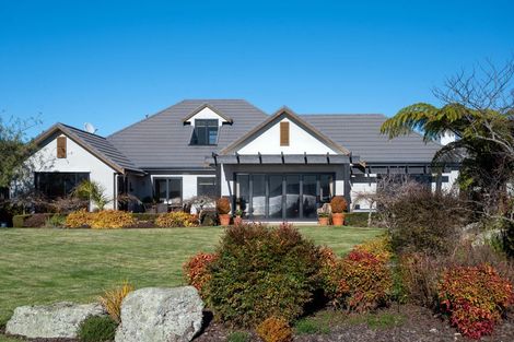 Photo of property in 18 Gemini Place, Kawaha Point, Rotorua, 3010
