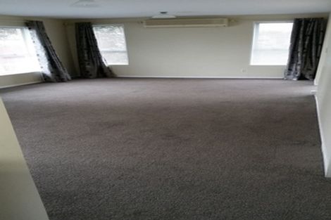 Photo of property in 17 Mckellar Place, Hornby, Christchurch, 8042