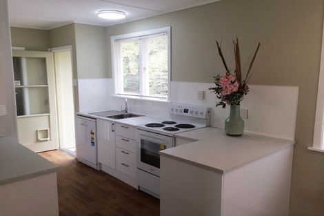 Photo of property in 4 Clyde Street, Utuhina, Rotorua, 3015