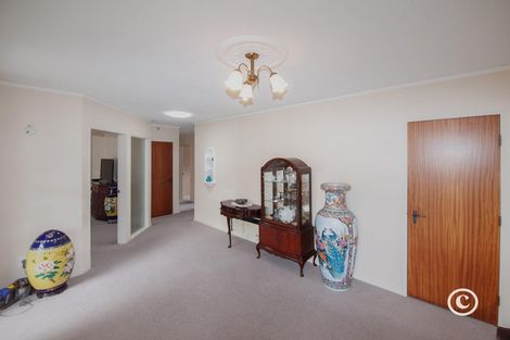 Photo of property in 100 Churton Drive, Churton Park, Wellington, 6037