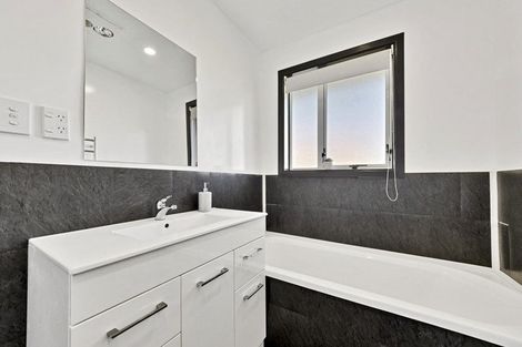 Photo of property in 28 Saint Heliers Crescent, Aranui, Christchurch, 8061