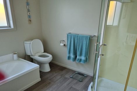 Photo of property in 9 Tainui Street, Mokau, 4376