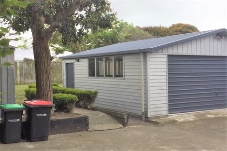 Photo of property in 32 Effingham Street, North New Brighton, Christchurch, 8083