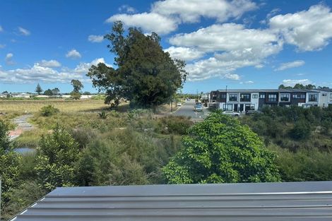 Photo of property in 33 John Gray Street, Papakura, 2110