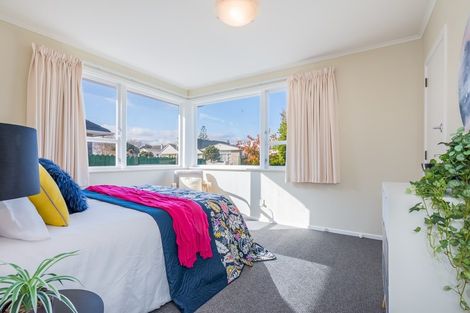 Photo of property in 75 Wai-iti Crescent, Woburn, Lower Hutt, 5010