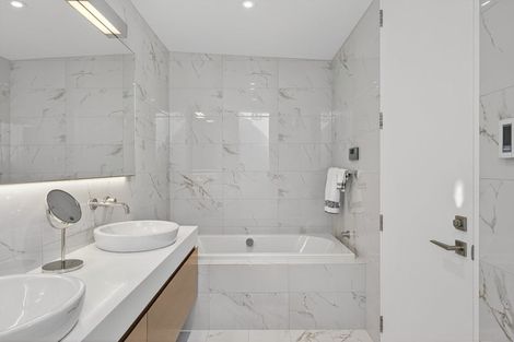 Photo of property in 98 Major Hornbrook Road, Mount Pleasant, Christchurch, 8081