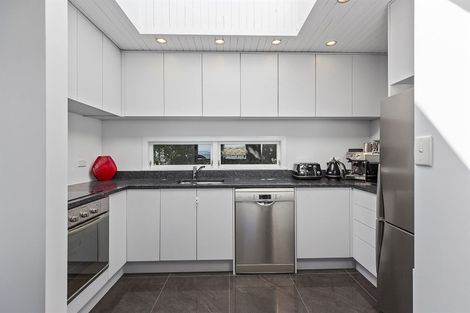 Photo of property in 29 The Track, Plimmerton, Porirua, 5026