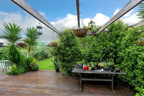 Photo of property in 28 Bulteel Street, New Plymouth, 4310