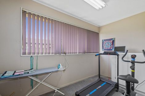 Photo of property in 11 Ashmore Place, Fairy Springs, Rotorua, 3015