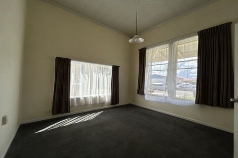 Photo of property in 30 Derby Street, Westport, 7825