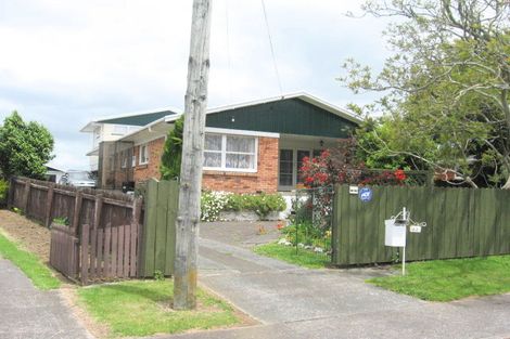 Photo of property in 42 Royston Street, Rosehill, Papakura, 2113