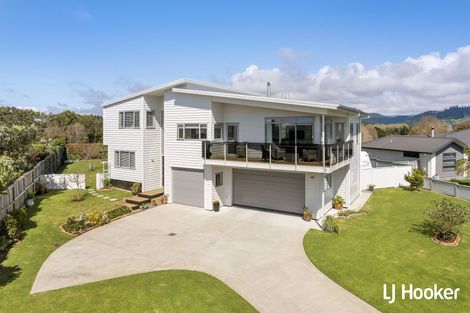 Photo of property in 17 Athenree Heights, Athenree, Waihi Beach, 3177