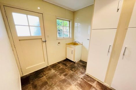 Photo of property in 68 Henwood Road, Taupaki, Henderson, 0782