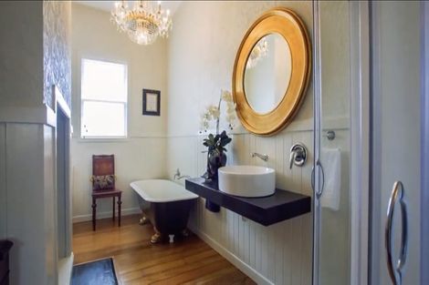 Photo of property in 106 Archers Road, Glenfield, Auckland, 0629