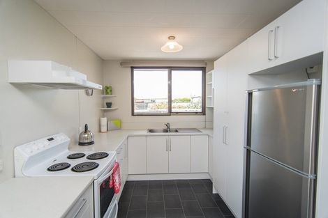 Photo of property in 3/28 Avenue Road, West End, Timaru, 7910