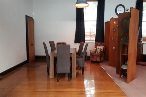 Photo of property in 43 Domett Street, Waitara, 4320