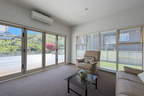 Photo of property in 43 Furlong Crescent, Churton Park, Wellington, 6037