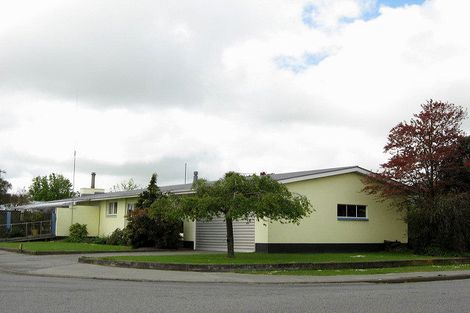 Photo of property in 6 Palmer Street, Rangiora, 7400