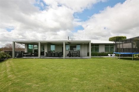 Photo of property in 26 Dartmoor Avenue, Westown, New Plymouth, 4310