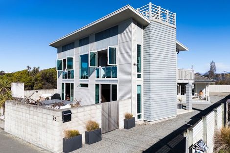 Photo of property in 25 Richmond Street, Waimataitai, Timaru, 7910