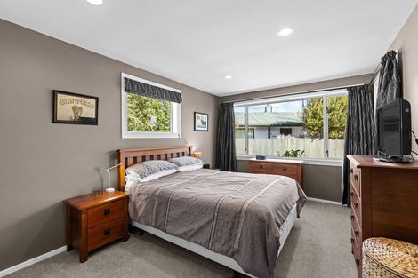 Photo of property in 39 Martbern Crescent, Bishopdale, Christchurch, 8053