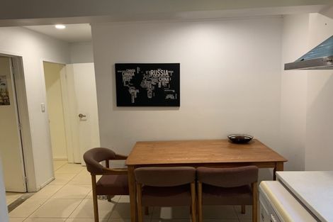 Photo of property in 15a Glen Vista Place, Bayview, Auckland, 0629