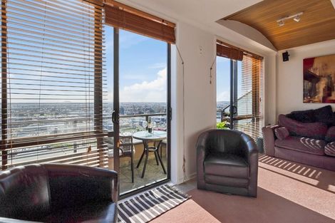 Photo of property in The Rennaissance, 16d/18 Ronwood Avenue, Manukau, Auckland, 2104