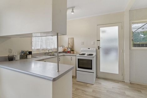 Photo of property in 2 Princeton Road, Raumati Beach, Paraparaumu, 5032