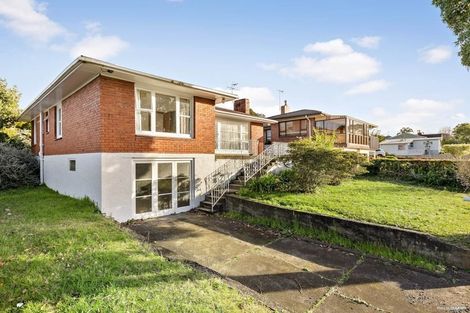 Photo of property in 21 Terry Street, Blockhouse Bay, Auckland, 0600
