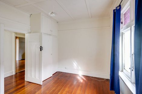 Photo of property in 32 Havelock Road, Hospital Hill, Napier, 4110