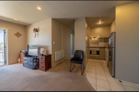 Photo of property in 5n/10 Crown Lynn Place, New Lynn, Auckland, 0600