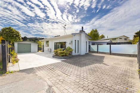 Photo of property in 17b Gemstone Drive, Birchville, Upper Hutt, 5018