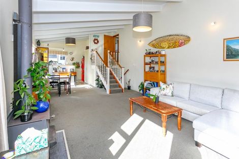 Photo of property in 102 Awarua Place, Whangamata, 3620