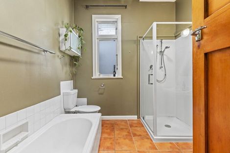 Photo of property in 39 Dee Street, Island Bay, Wellington, 6023