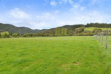 Photo of property in 235 Marchant Road, Kaitoke, Upper Hutt, 5018