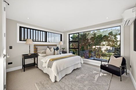 Photo of property in 52 Beach Road, Castor Bay, Auckland, 0620