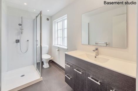 Photo of property in 4 Nelson Street, Helensville, 0800