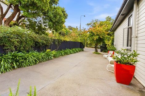Photo of property in 139 Eglinton Road, Mornington, Dunedin, 9011