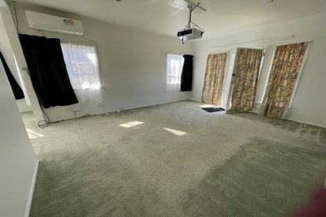 Photo of property in 11 Fraser Road, Papatoetoe, Auckland, 2025