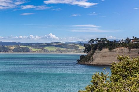 Photo of property in 30c Marine Parade, Mellons Bay, Auckland, 2014