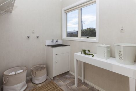 Photo of property in 19 Bentley Street, Russley, Christchurch, 8042