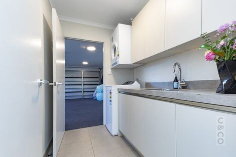 Photo of property in 4 Korako Drive, Kumeu, 0810