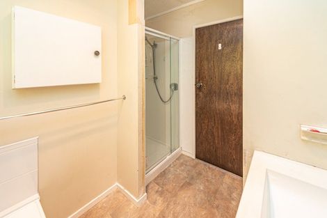 Photo of property in 35 Karyn Street, Castlecliff, Whanganui, 4501